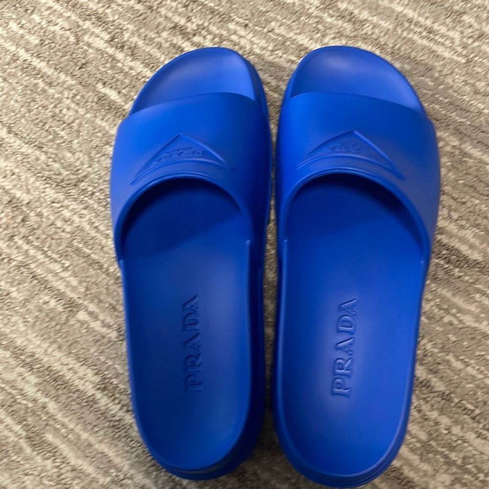 Prada soft slide size 40/10